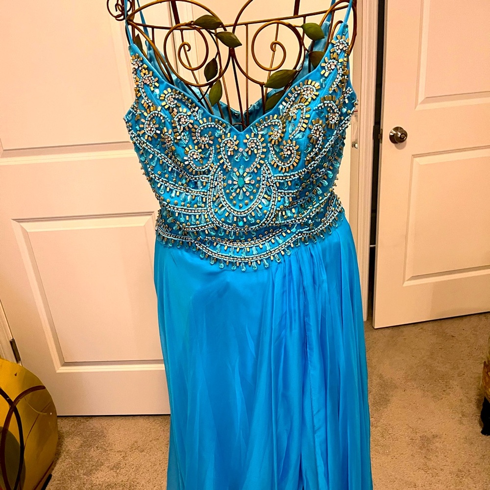 Beautiful blue Macdougall formal beaded-strapless or spaghetti strap gown.